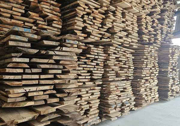 Madera No Canteada de Roble Cerris - 3