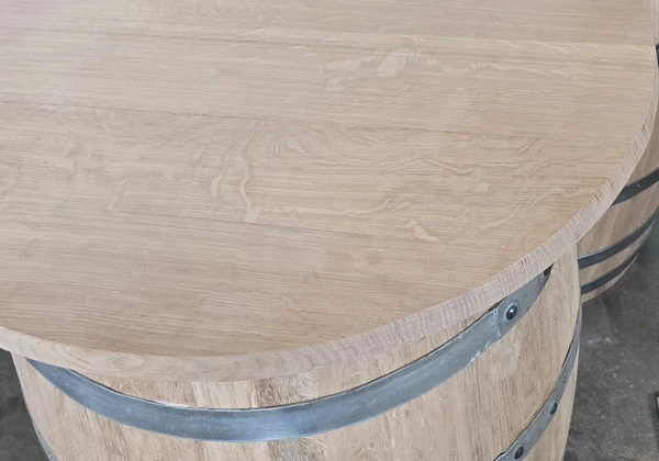 Mesa Tipo Barrica de Roble - 1